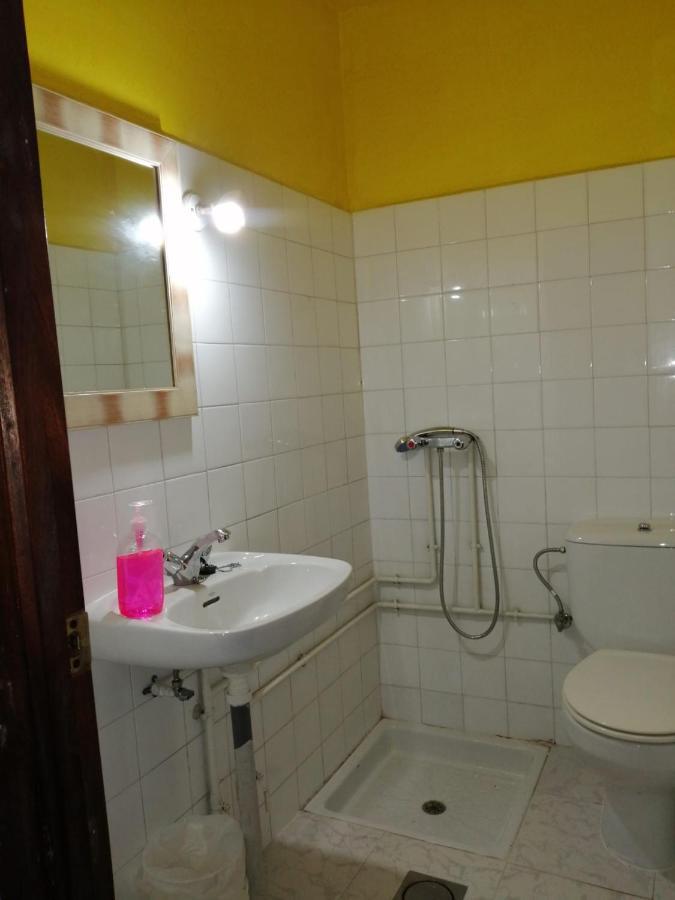 Casa Lola Hotel Ponteareas Bagian luar foto